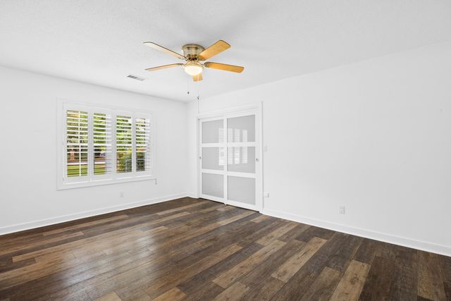 3379 Collins Creek Dr., Murrells Inlet, SC 29576