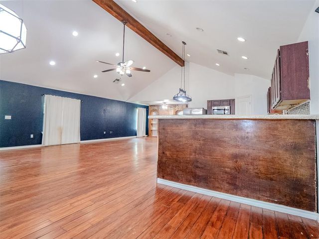 38 S Parkwood Drive, Luther, OK 73054