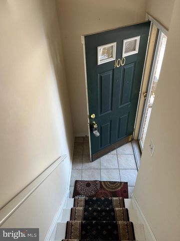 100 EAVES MILL RD, Medford, NJ 08055