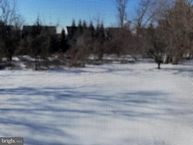 100 EAVES MILL RD, Medford, NJ 08055