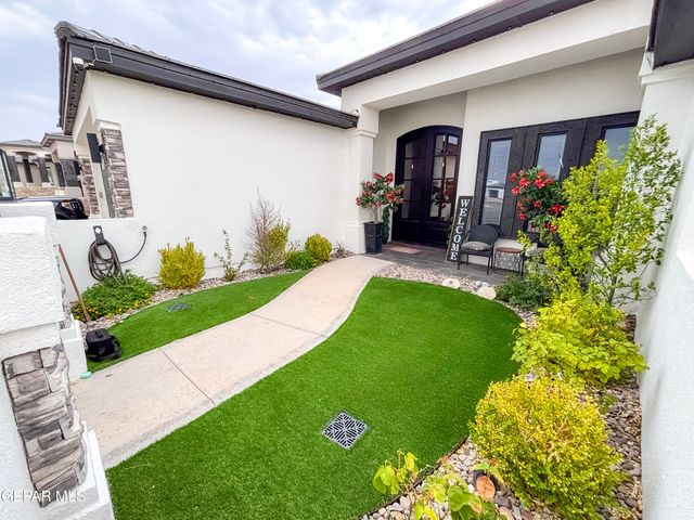 7398 SIDEWINDER BEND Drive, El Paso, TX 79911