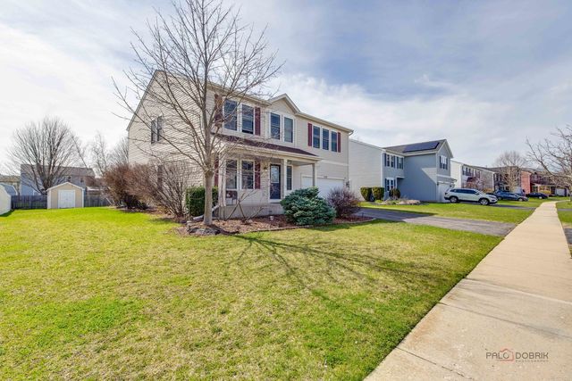 3105 Fen Trail, Wonder Lake, IL 60097