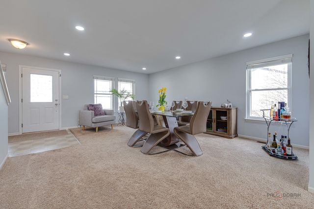 3105 Fen Trail, Wonder Lake, IL 60097