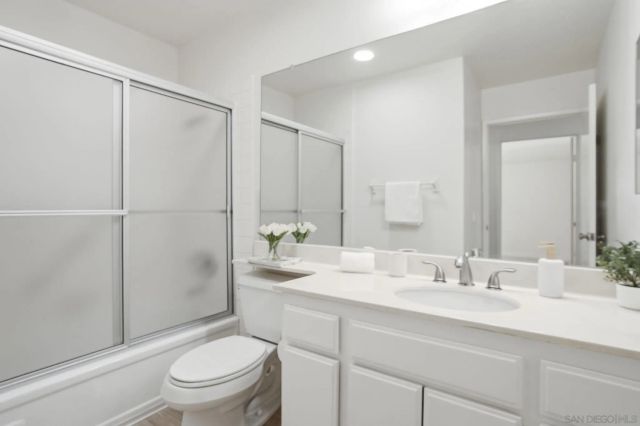 17430 Plaza Otonal, San Diego, CA 92128