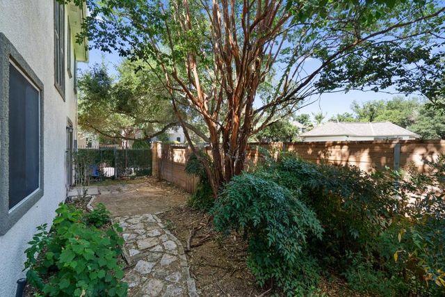 3906 Gaines CT, Austin, TX 78735