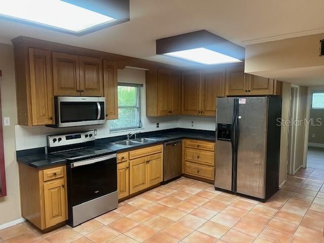 16406 LAKE BYRD DRIVE, Tampa, FL 33618