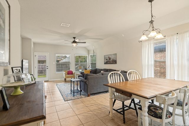 110 Churchill, Boerne, TX 78006