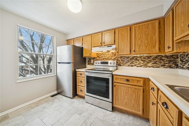 3242 Ward Street, Oakland, PA 15213