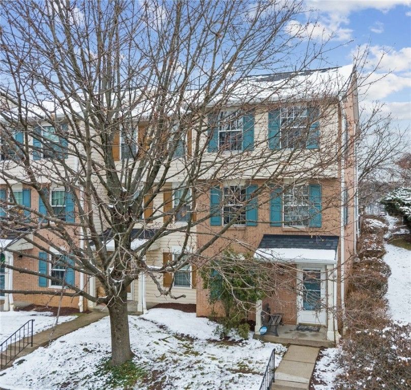 3242 Ward Street, Oakland, PA 15213