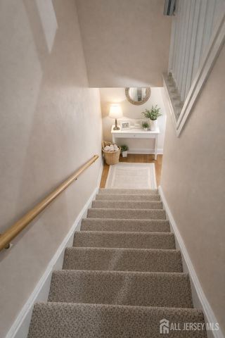 28 Morgan Place, East Brunswick, NJ 08816