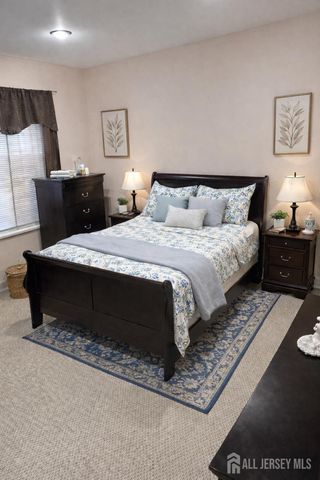 28 Morgan Place, East Brunswick, NJ 08816