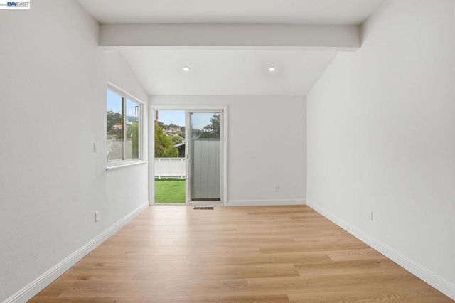 2011 Dolphin Dr, Aptos, CA 95003
