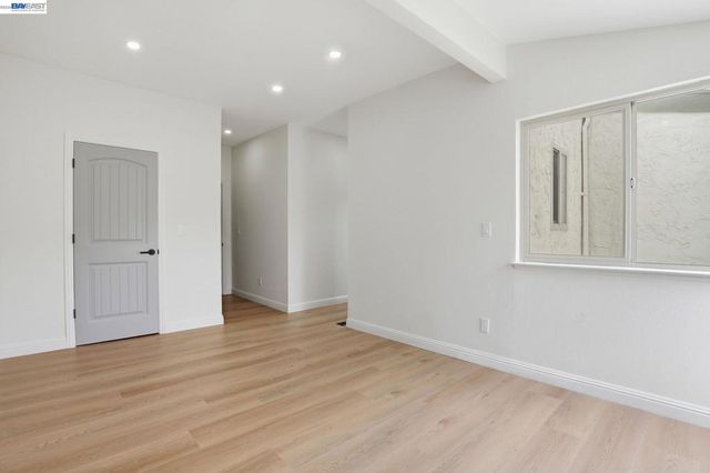2011 Dolphin Dr, Aptos, CA 95003
