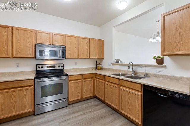 7536 Sandy Springs Point, Fountain, CO 80817