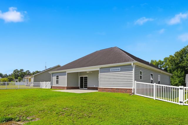 119 Silver Peak Dr., Conway, SC 29526