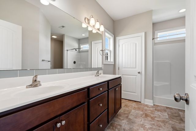 119 Silver Peak Dr., Conway, SC 29526