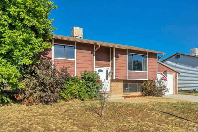 2252 S 400 W, Clearfield, UT 84015