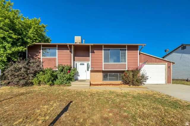 2252 S 400 W, Clearfield, UT 84015