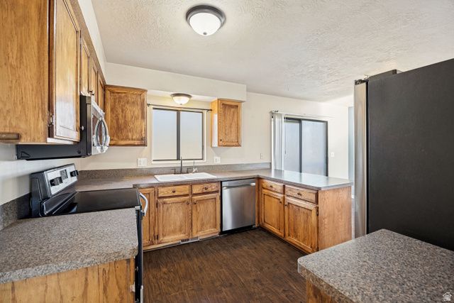 2252 S 400 W, Clearfield, UT 84015