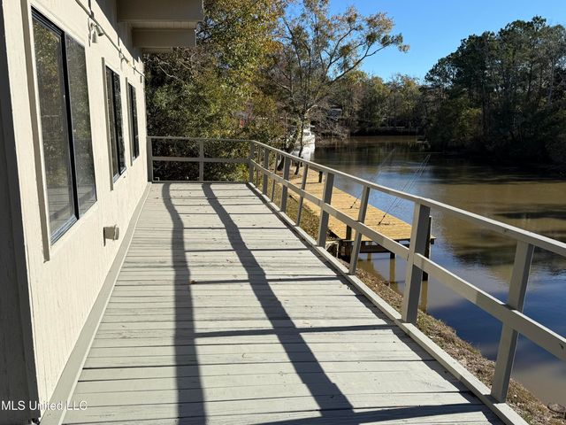 10633 Woolmarket Lake Road, Biloxi, MS 39532