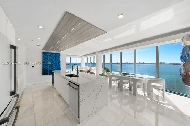 601 NE 36th St 1612, Miami, FL 33137
