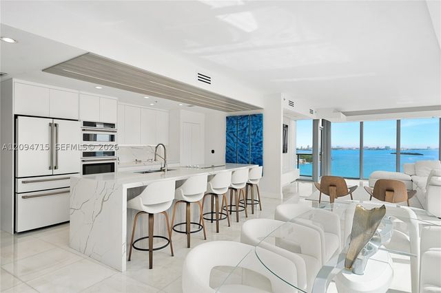 601 NE 36th St 1612, Miami, FL 33137