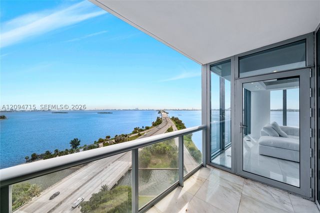 601 NE 36th St 1612, Miami, FL 33137