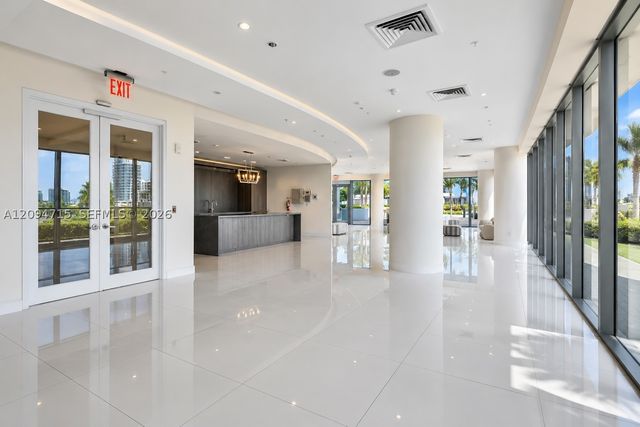 601 NE 36th St 1612, Miami, FL 33137