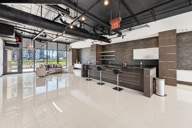 601 NE 36th St 1612, Miami, FL 33137