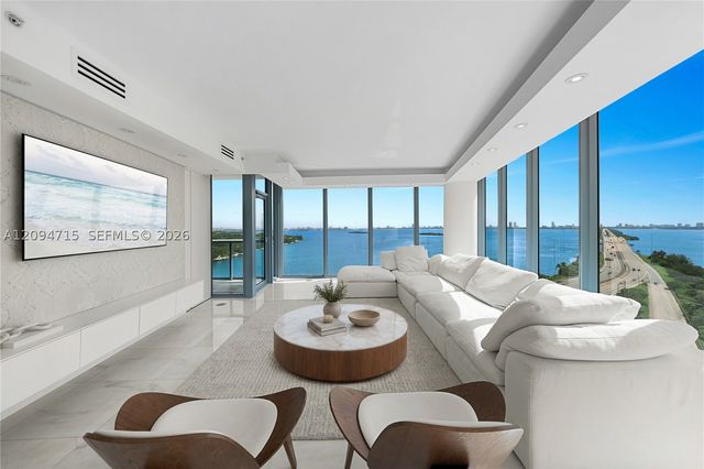 601 NE 36th St 1612, Miami, FL 33137