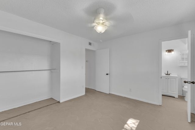 4609 Skylark Way, El Paso, TX 79922