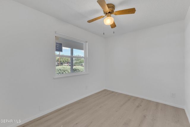 4609 Skylark Way, El Paso, TX 79922