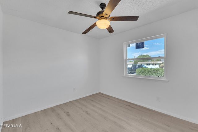 4609 Skylark Way, El Paso, TX 79922