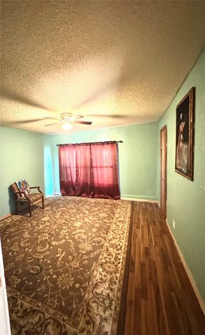 238 S 8th Street, Jacksboro, TX 76458