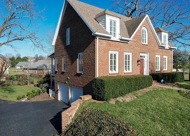 108 Patrick Henry Court, Danville, KY 40422