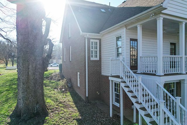 108 Patrick Henry Court, Danville, KY 40422