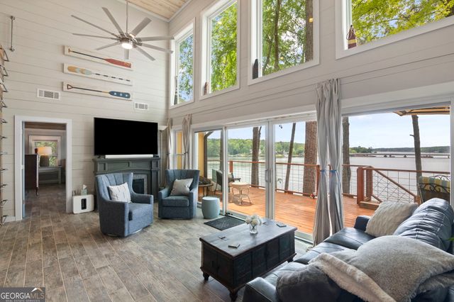 43 Cowan Court, Mansfield, GA 30055