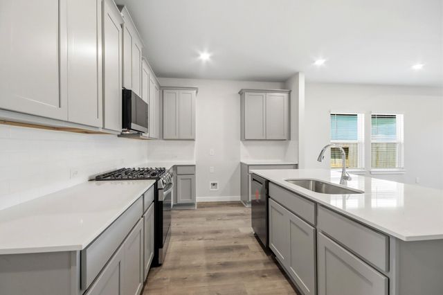 537 Wax Myrtle Way, Hockley, TX 77447