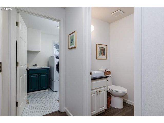 14325 Sw SPANIEL Ct, Beaverton, OR 97008