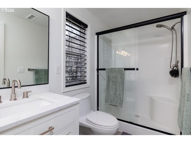 14325 Sw SPANIEL Ct, Beaverton, OR 97008