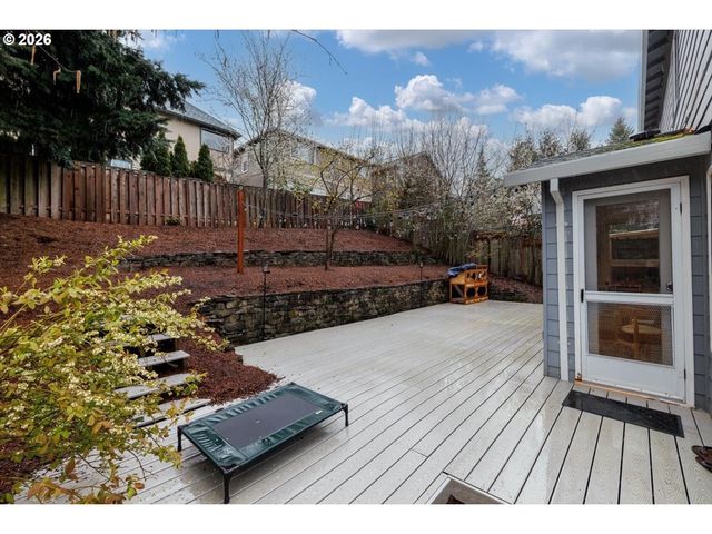 14325 Sw SPANIEL Ct, Beaverton, OR 97008