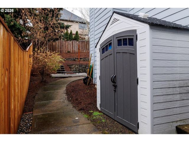 14325 Sw SPANIEL Ct, Beaverton, OR 97008