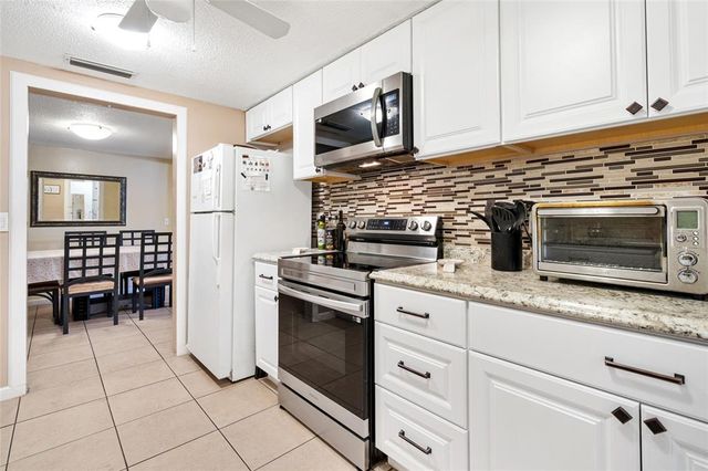 432 CROSBY COURT, Sarasota, FL 34237