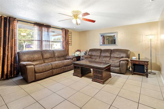 432 CROSBY COURT, Sarasota, FL 34237