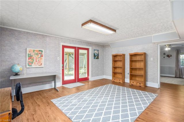 5220 Eastcrest Road, Mcleansville, NC 27377