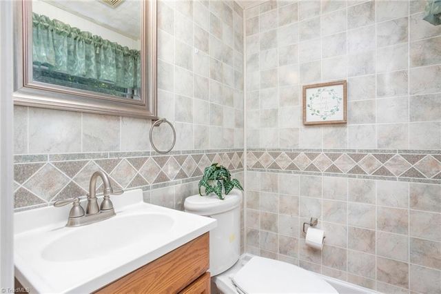 5220 Eastcrest Road, Mcleansville, NC 27377