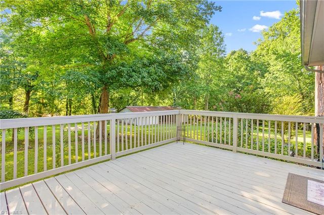 5220 Eastcrest Road, Mcleansville, NC 27377