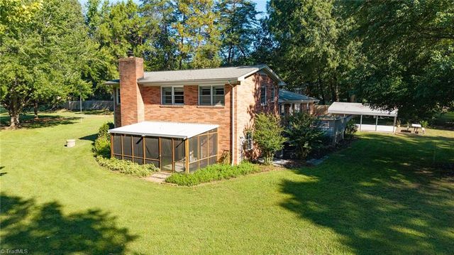 5220 Eastcrest Road, Mcleansville, NC 27377