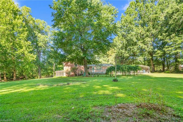 5220 Eastcrest Road, Mcleansville, NC 27377