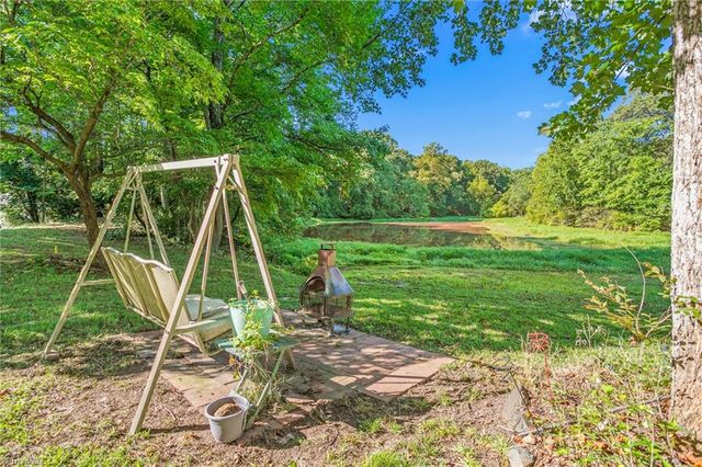 5220 Eastcrest Road, Mcleansville, NC 27377